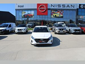 2022 Benzin Otomatik Hyundai i20 Beyaz Asal