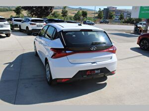 2022 Benzin Otomatik Hyundai i20 Beyaz Asal