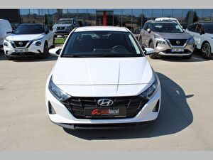 2022 Benzin Otomatik Hyundai i20 Beyaz Asal