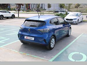 2024 Benzin Otomatik Renault Clio Mavi Asal