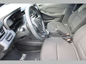 2024 Benzin Otomatik Renault Clio Mavi Asal