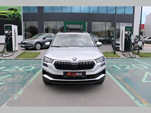 2025 Benzin Otomatik Skoda Karoq Gri Asal
