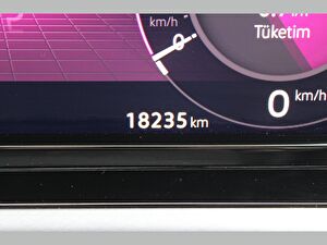 2022 MHEV Otomatik Volkswagen Golf Beyaz Asal