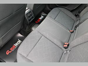 2022 MHEV Otomatik Volkswagen Golf Beyaz Asal