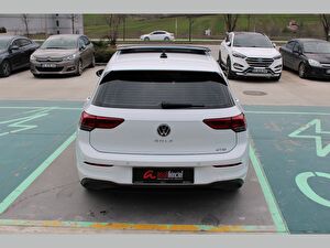 2022 MHEV Otomatik Volkswagen Golf Beyaz Asal