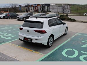 2022 MHEV Otomatik Volkswagen Golf Beyaz Asal