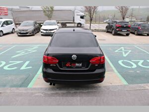 2012 Benzin Otomatik Volkswagen Jetta Siyah Asal
