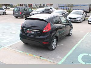 2011 Benzin Manuel Ford Fiesta Siyah Asal