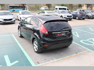 2011 Benzin Manuel Ford Fiesta Siyah Asal