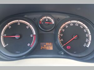 2014 Dizel Manuel Opel Corsa Beyaz Asal