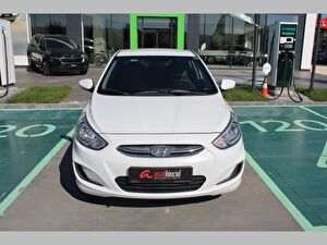 2017 Dizel Otomatik Hyundai Accent Blue Beyaz Asal