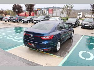 2022 Benzin Otomatik Renault Megane Mavi Asal