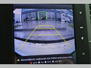 2022 Benzin Otomatik Renault Megane Mavi Asal