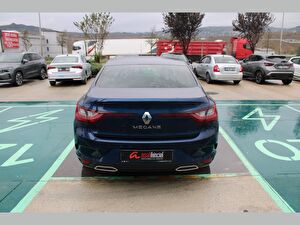 2022 Benzin Otomatik Renault Megane Mavi Asal