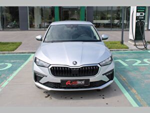 2024 Benzin Otomatik Skoda Scala Gri Asal