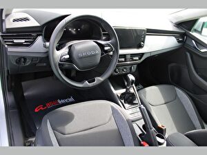 2024 Benzin Otomatik Skoda Scala Gri Asal