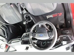 2017 Benzin Manuel Ford Fiesta Kırmızı Asal