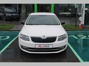 2015 Dizel Otomatik Skoda Octavia Beyaz Asal