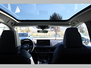 2025 Hybrid Otomatik Nissan Qashqai Beyaz Asal