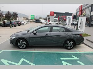 2024 Benzin + LPG Otomatik Hyundai Elantra Gri Asal
