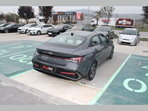2024 Benzin + LPG Otomatik Hyundai Elantra Gri Asal
