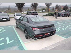 2024 Benzin + LPG Otomatik Hyundai Elantra Gri Asal