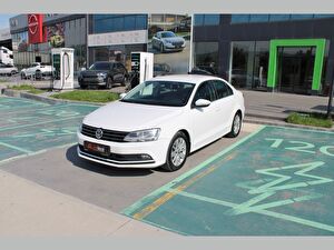 Volkswagen Jetta Sedan 1.2 TSI BMT Comfortline DSG