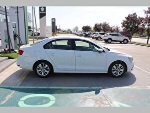 2015 Benzin Otomatik Volkswagen Jetta Beyaz Asal