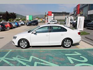 2015 Benzin Otomatik Volkswagen Jetta Beyaz Asal