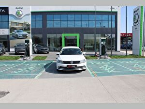 2015 Benzin Otomatik Volkswagen Jetta Beyaz Asal
