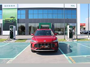2025 Benzin Otomatik MG ZS Kırmızı Asal