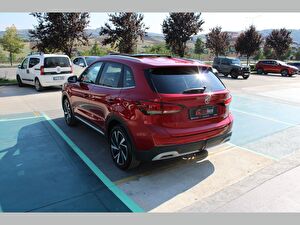 2025 Benzin Otomatik MG ZS Kırmızı Asal