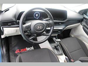 2025 Benzin Otomatik Hyundai i20 Mavi Asal