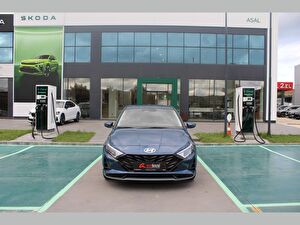 2025 Benzin Otomatik Hyundai i20 Mavi Asal