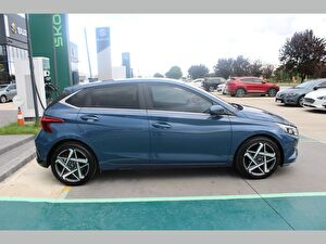 2025 Benzin Otomatik Hyundai i20 Mavi Asal