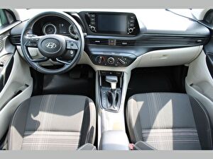 2022 Benzin Otomatik Hyundai i20 Mavi Asal