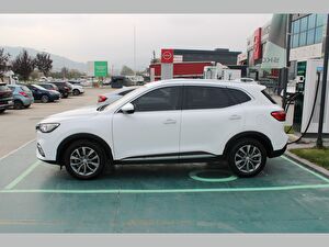 2023 Benzin Otomatik Mg HS Beyaz Asal