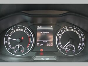 2022 Benzin Otomatik Skoda Scala Gri Asal