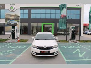 2016 Dizel Otomatik Skoda Rapid Beyaz Asal
