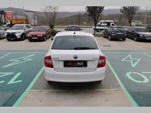 2016 Dizel Otomatik Skoda Rapid Beyaz Asal