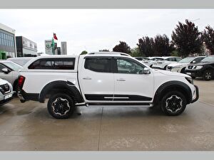 2021 Dizel Otomatik Nissan Navara Beyaz Asal