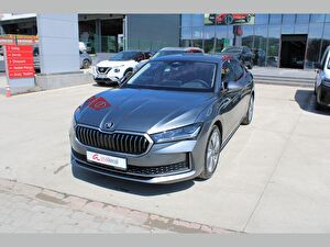 Skoda Superb Sedan Sedan 1.5 TSI MHEV Prestige DSG