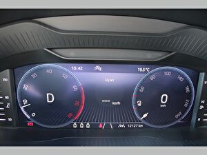 2024 Benzin Otomatik Skoda Karoq Gri Asal