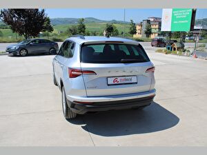 2024 Benzin Otomatik Skoda Karoq Gri Asal
