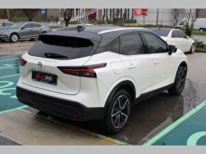 2023 MHEV Otomatik Nissan Qashqai Beyaz Asal