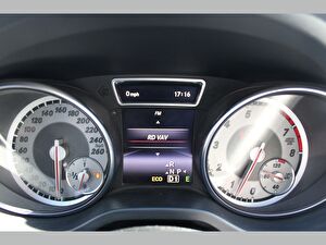 2013 Benzin Otomatik Mercedes-Benz CLA Beyaz Asal