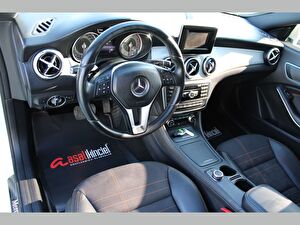 2013 Benzin Otomatik Mercedes-Benz CLA Beyaz Asal