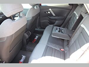 2024 Benzin Otomatik Citroen C4 Kırmızı Asal