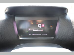 2024 Benzin Otomatik Citroen C4 Kırmızı Asal