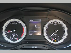 2021 Benzin Otomatik Skoda Karoq Gri Asal